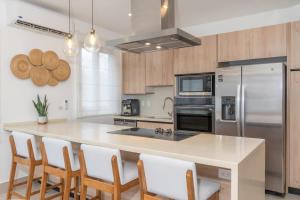 Salty Living - Tamarindo Hills