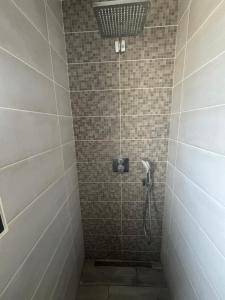 Chambre privée à 10 min du circuit