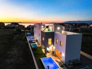 VILLA VISTA, Jacuzzi, Pool