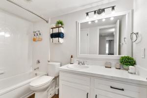 Urban Ember with King Bed