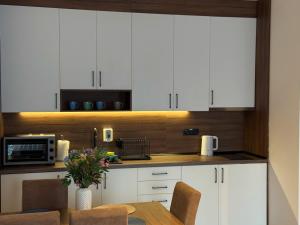 Crystal Everest Apartments