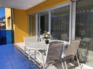 Casa Verbanella by HolAp SA