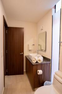 Suite con Cama King y Queen, Wi-Fi Rápido y Amenidades Top