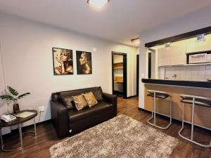 Central Park Flat Residence - Home Time