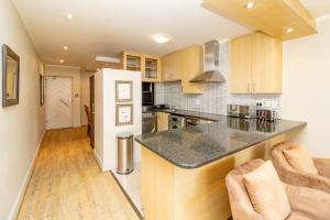 Opulent Heights - Katherine Quay Sandton