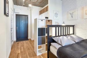 Студія з краєвидом в центрі міста, перша