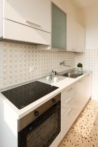 Pietra Ligure Sea View Parking & Bike Box