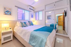 Oasis cerca del mar #2