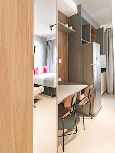 Studio Prox Metro, com Academia, Rooftop e Laundry