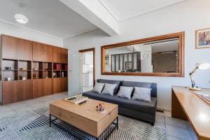 Piraeus PortView Apt