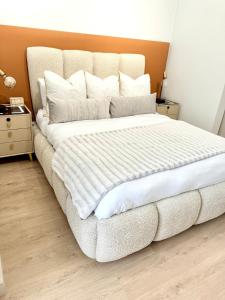 EMPIRE INVESTMENTS Rosebank 631