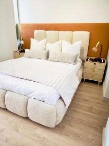 EMPIRE INVESTMENTS Rosebank 631