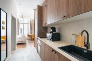 New Studio for 2 near Bastille