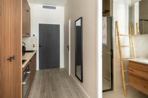 New Studio for 2 near Bastille