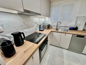 Classy Urban Haven Near Psyri