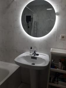 Alicante, Isleta Albufereta, apt with sea view