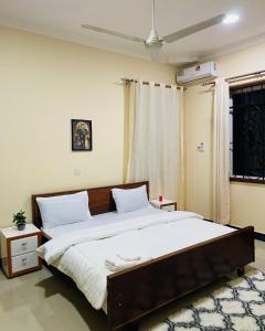 Boma Hill Residence Apartments by Monalisa