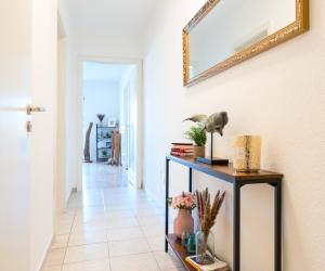 OG2 L City Wohnung mit Balkon 15min bis Salzburg