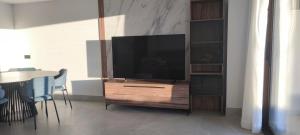 Newly built townhouse with spectacular sea views in an idyllic setting just 15 min from Marbella