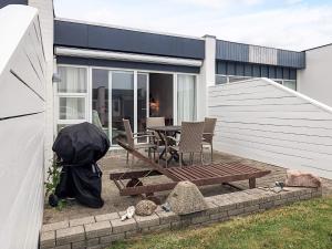 4 person holiday home in Vestervig-By Traum