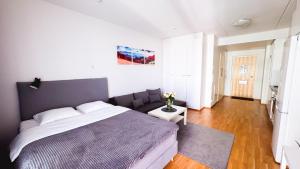 City center brand new studio, parking