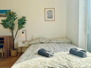 140 m2 Spacious Apartment with Balcony & Parking