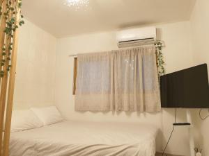 3 mins to Sookmyung w univ Station and Namyoung Station on foot, Denden Stay Yongsan