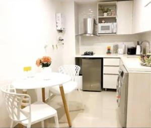 New Apartment in Poblado, panoramic view