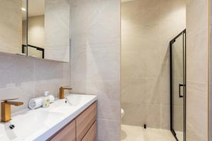 Elegant 1BDR Paris Getaway for 4 near Bastille