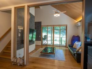 南欧風モダンハウス 完全リフォーム済 テディベア美術至近 BBq デッキ