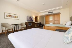 Hotel Room Ocean View Surfers Paradise