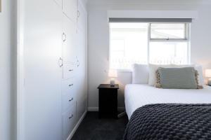 Modern Ease in East Devonport