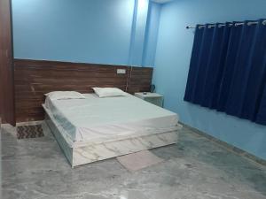 Tulsi Ganga Hostel