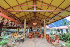 The Golddiggers Resort