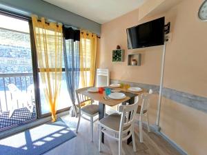 Studio 4 pers. Plein Sud avec balcon à St Lary Soulan - FR-1-457-391