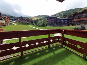 Appartement cosy à Valmorel avec balcon proche des pistes - FR-1-356-545