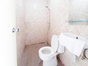 GO Homestay RedPartner near Alun-Alun Mojokerto