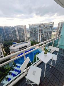 2 Bedroom Azure South Paranaque High Floor City Pool View