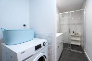 Brunswick Convenience 1BR Home