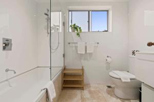 Cosy and Quiet Walk to Beach and Harbor