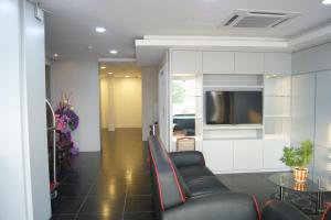 Double Happiness Hotel