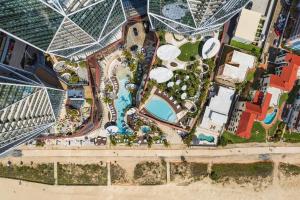 Amazing View w Pool Spa & Parking In Jewel Residences