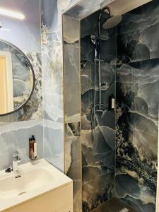 Hotel Royal Plaza By TimHotels