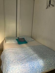 NICE VIEW Jolie Studio avec Jardin