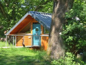 Bootshaus Froschkönig übernachten über dem Weiher