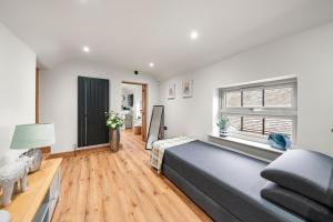 4BR luxury Cottage, Hot Tubs, Hoar Cross, Staffordshire