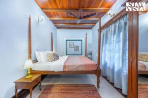 StayVista at La Tranquillità Luxurious 6BHK Villa With Pvt Pool, Pool Table, Cook at Saligao North Goa