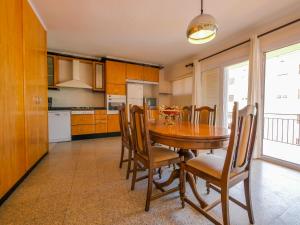 Agi Ferran 32 - 3hvězdičkové hotely ve městě Roses