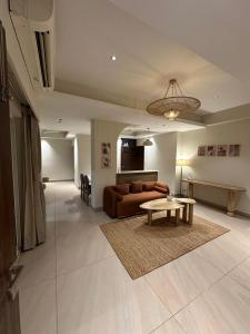 Boudhi House Minimalist Retreat with Ganges View