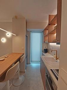 Luxury Rooftop Flat with Panoramic View